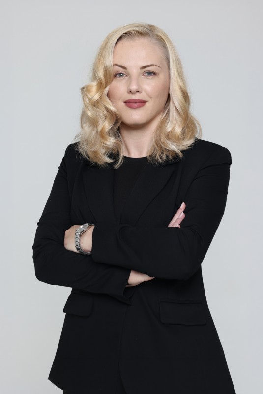 Szilvia Tóth